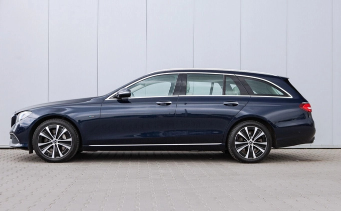 Mercedes-Benz Klasa E cena 132900 przebieg: 143500, rok produkcji 2019 z Wałbrzych małe 562
